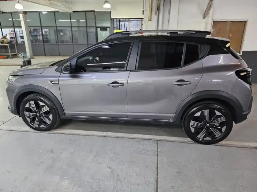 Renault Kardian 1.0 Tce Premiere Edition 200 Edc 2025 - foto 2