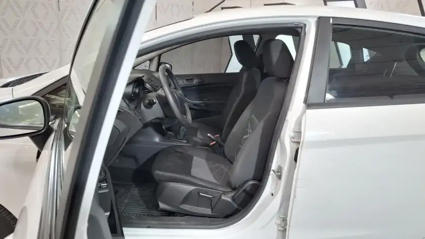 Ford Fiesta Kinetic Design 1.6 S 2016 - foto 5