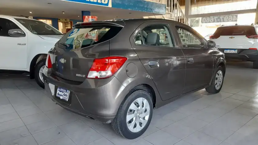 Chevrolet Onix 1.4 Lt Mt 98Cv 2013 - foto 5