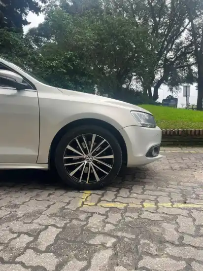 Volkswagen Vento 2.0 Sportline Tsi 200Cv Dsg 2011 - foto 4