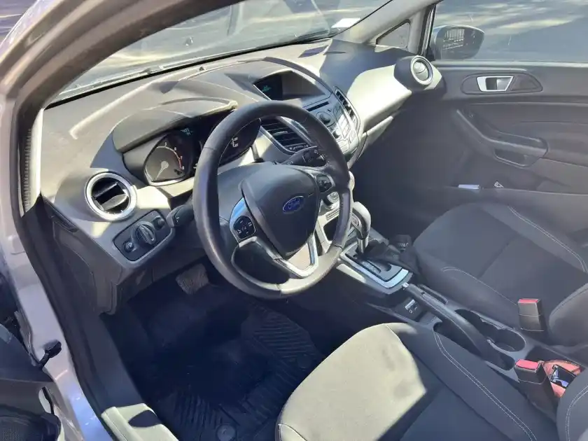 Ford Fiesta Kinetic 1.6 Se Powershift 120Cv 2017 - foto 4