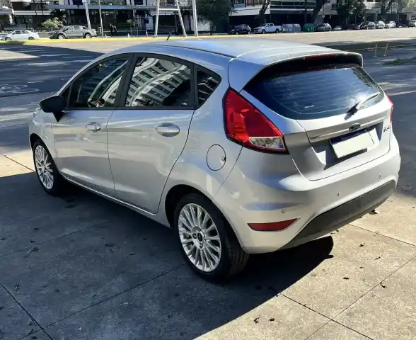 Ford Fiesta Kinetic 1.6 Se Powershift 120Cv 2017 - foto 5