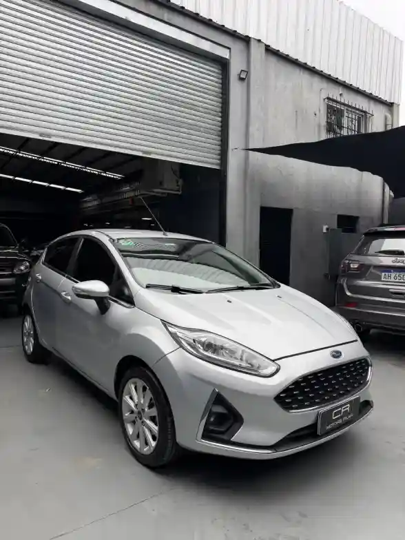 Ford Fiesta Kinetic 1.6 Titanium Powershift 120Cv 2019 - foto 3