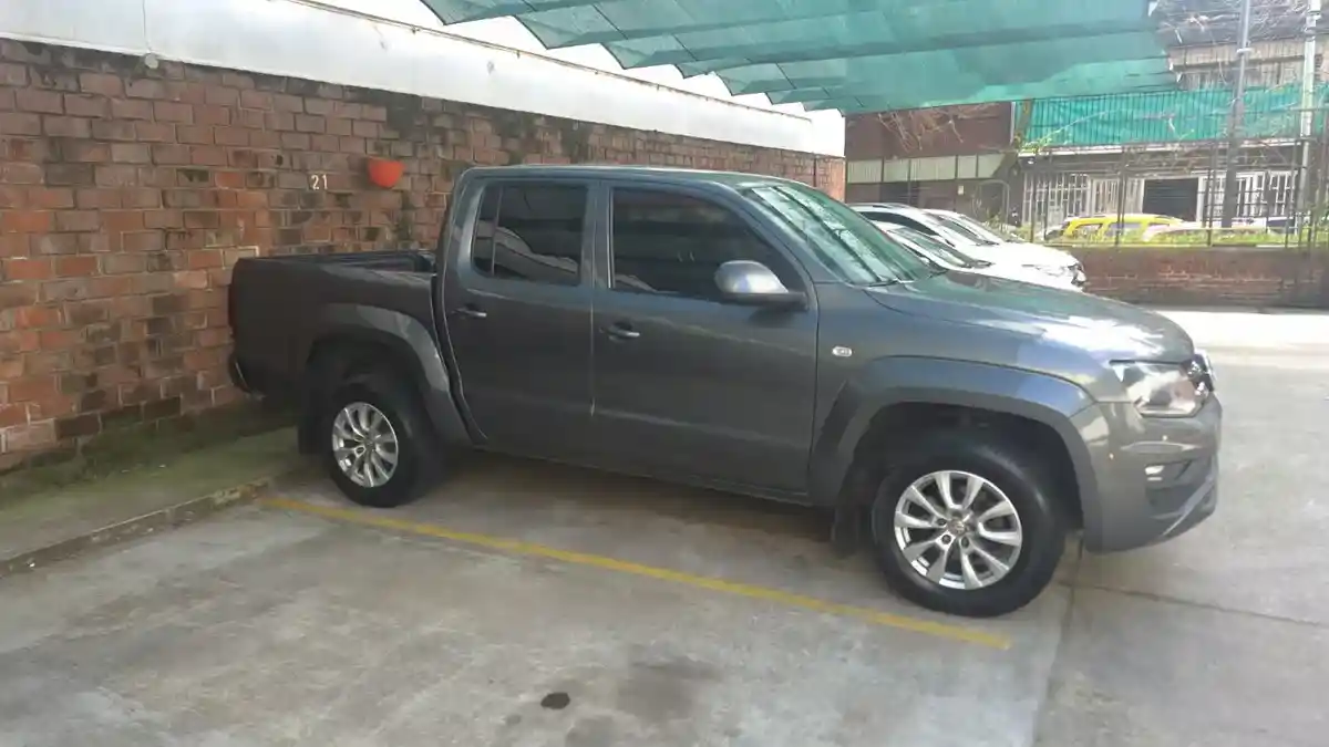 Volkswagen Amarok 2.0 Cd Tdi 180Cv Comfortline 4X2 At 2022 - foto 3