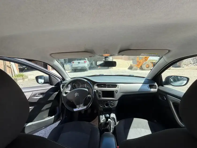 Citroën C-Elysée 1.6 Feel Vti 115 2018 - foto 2