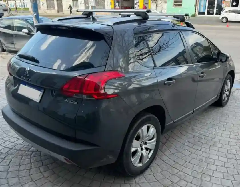 Peugeot 2008 1.6 Allure Tiptronic 2019 - foto 4