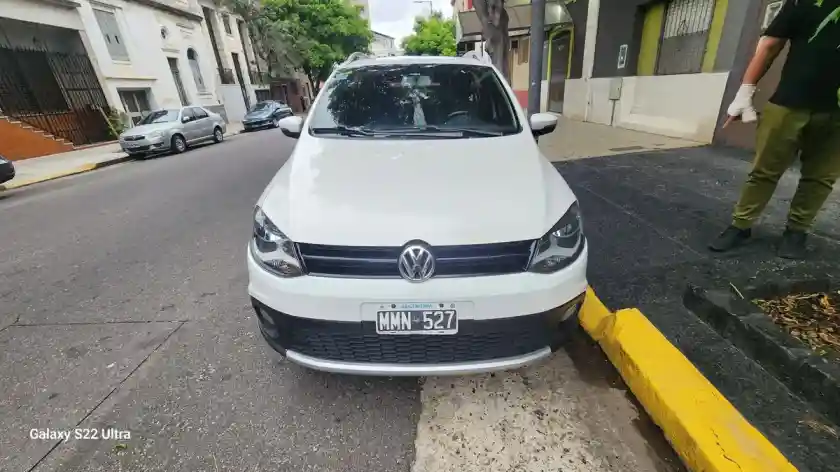 Volkswagen Crossfox 1.6 Highline Cuero 2013 - foto 3