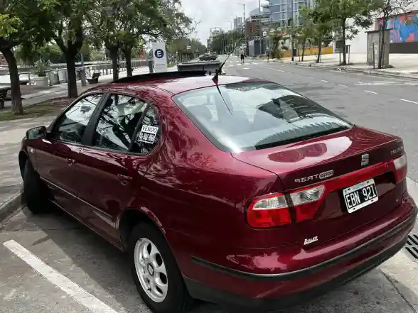 Seat Toledo 1.8 125 Hp 2003 - foto 2