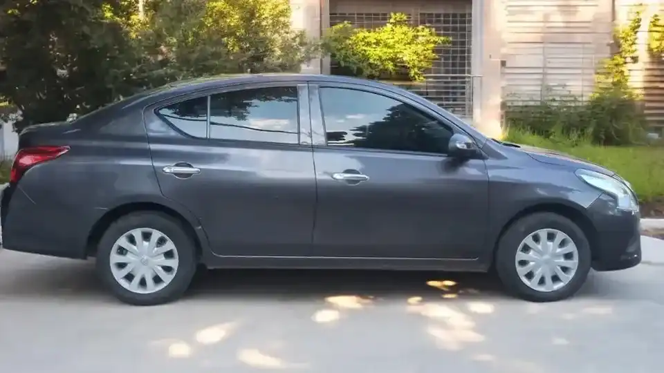 Nissan Versa 1.6 Sense Mt 2019 - foto 4