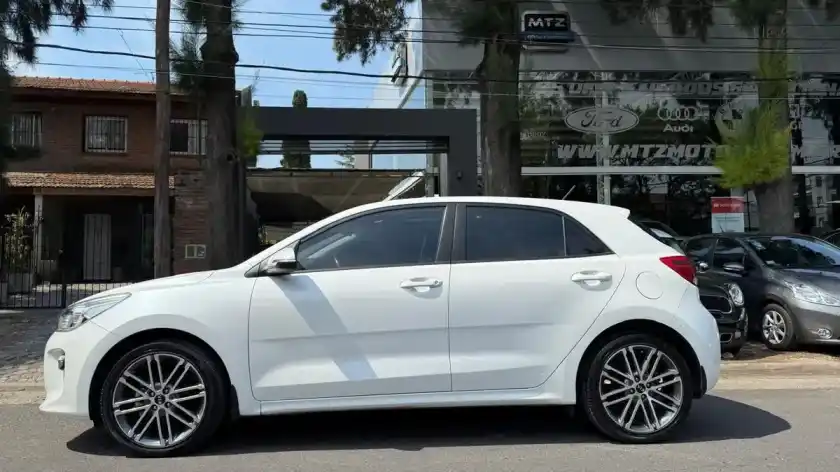 Kia Rio 1.6 Sx 4At 2021 - foto 3