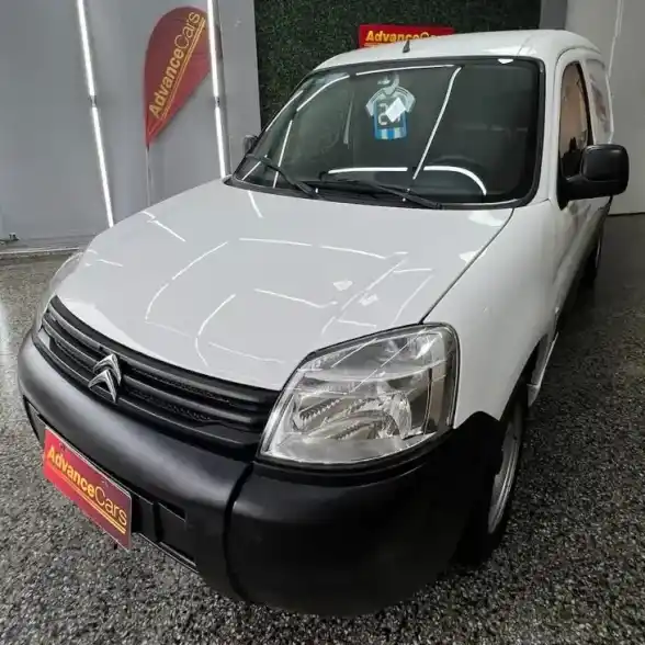 Citroën Berlingo Furgon 1.6 Hdi 92 Bussines 2024 - foto 1