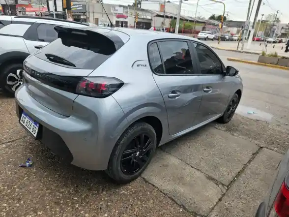 Peugeot 208 1.6 Style Tiptronic 2024 - foto 4