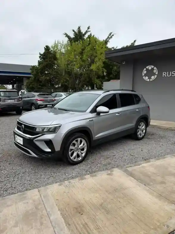 Volkswagen Taos 2023 - foto 1