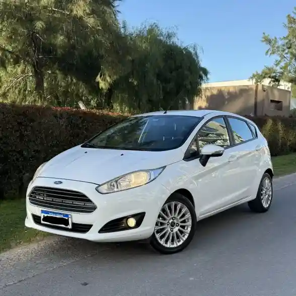 Ford Fiesta Kinetic 1.6 Se 120Cv 2016 - foto 1