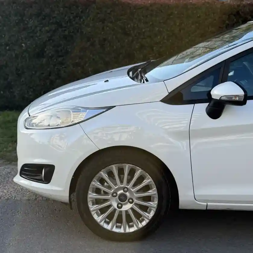 Ford Fiesta Kinetic 1.6 Se 120Cv 2016 - foto 5