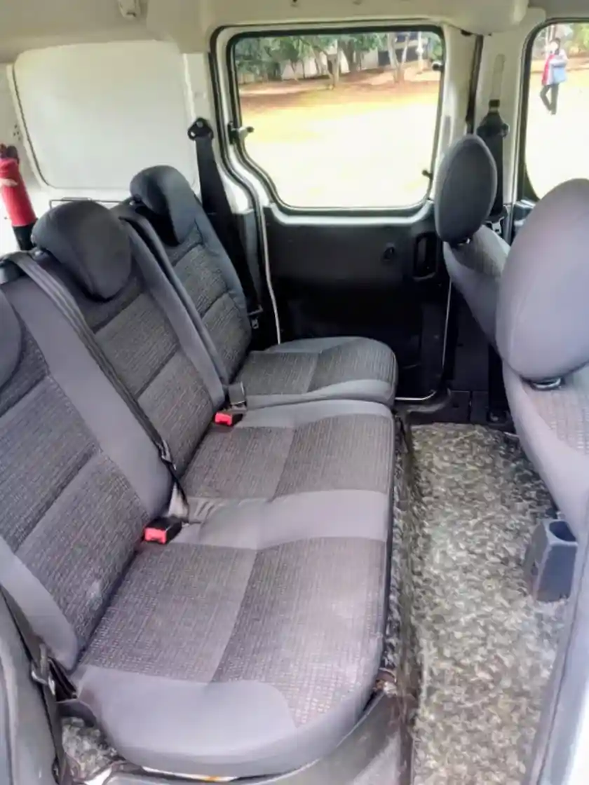 Peugeot Partner 1.6 Hdi Furgon Confort 2016 - foto 5