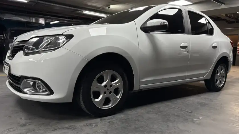 Renault Logan 1.6 Privilege 105Cv 2019 - foto 3