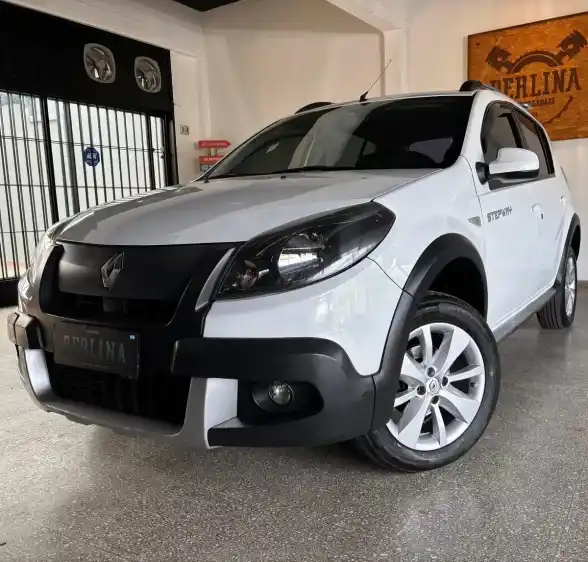 Renault Sandero Stepway 1.6 Privilege Nav 105Cv 2013 - foto 1