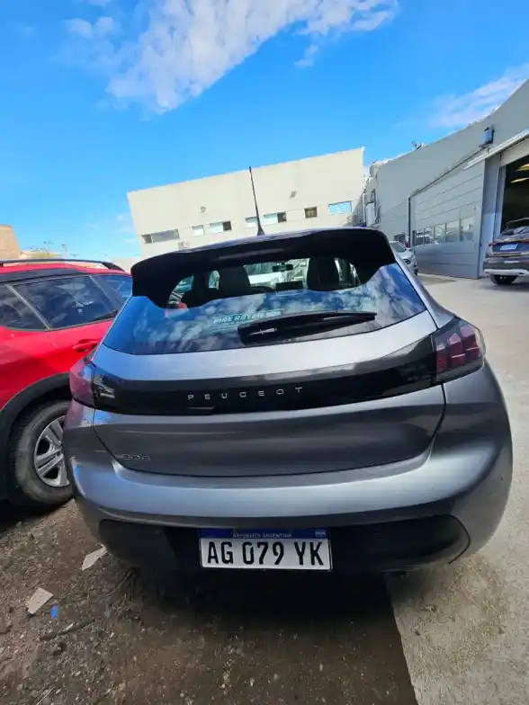 Peugeot 208 1.6 Style 2023 - foto 3