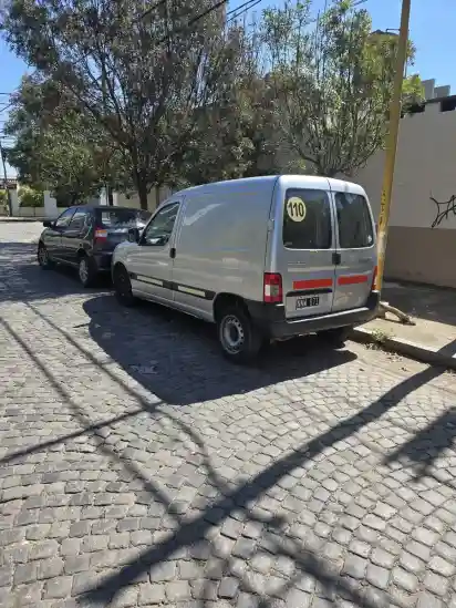 Citroën Berlingo Furgon 1.4 75Cv 2014 - foto 2