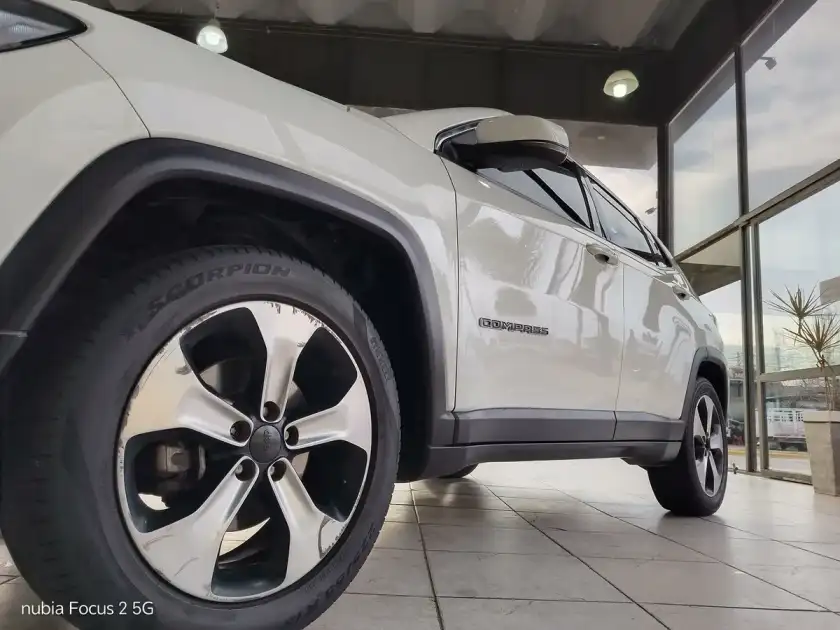 Jeep Compass 2.4 Longitude 2019 - foto 3
