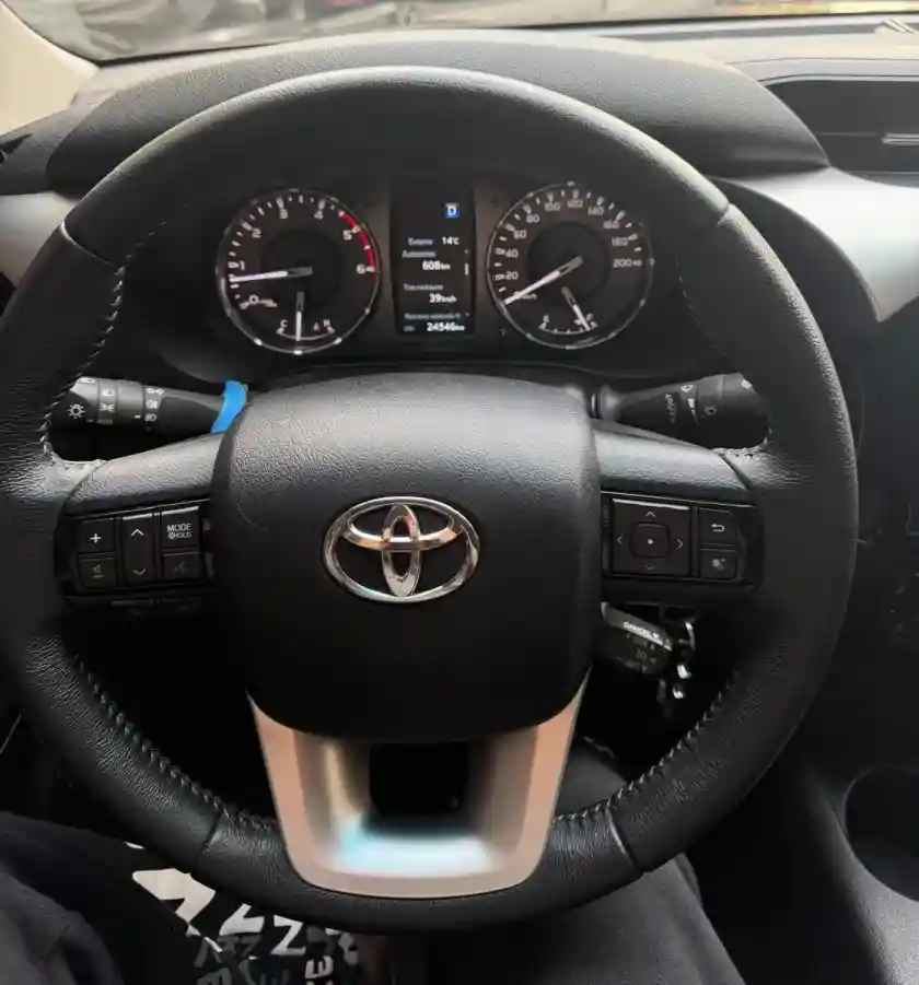 Toyota Hilux Pick-Up 2.4 Cd Sr 150Cv 4X2 At 2024 - foto 3