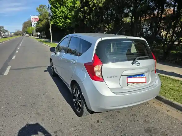 Nissan Note 1.6 Exclusive 110Cv Cvt 2018 - foto 3