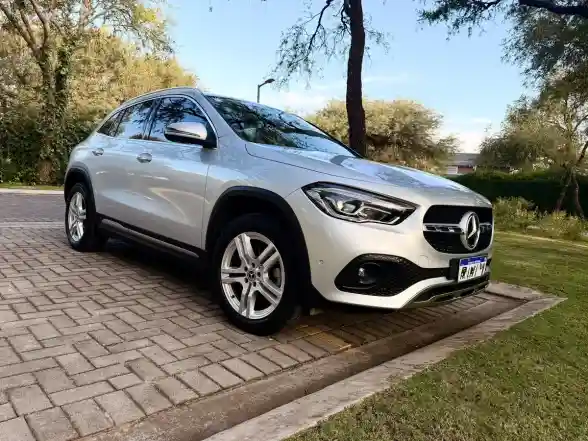 Mercedes-Benz Clase Gla 1.6 Gla200 Urban 156Cv 2021 - foto 2