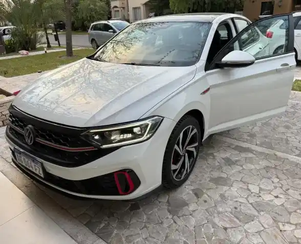 Volkswagen Vento 2.0 Tsi 350 Gli Dsg 2023 - foto 1
