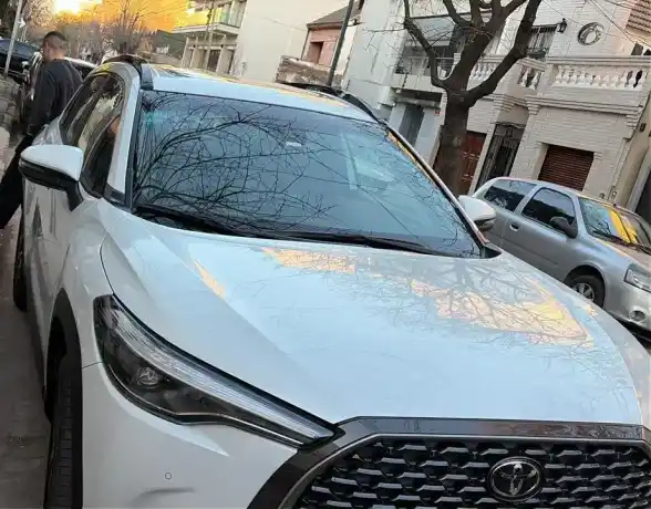 Toyota Corolla Cross 2024 - foto 1