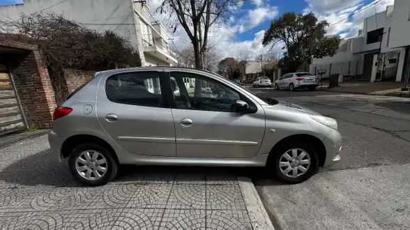 Peugeot 207 1.4 Xs 2008 - foto 4