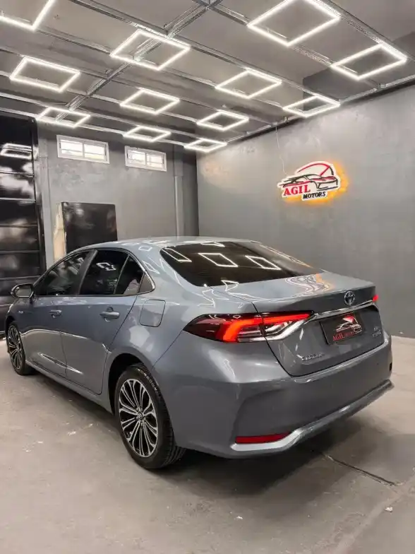 Toyota Corolla 1.8 Hev Seg Ecvt 2023 - foto 3