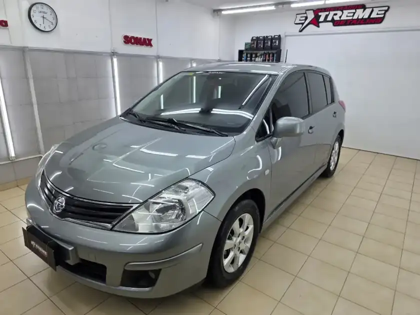 Nissan Tiida 1.8 Tekna 2011 - foto 1
