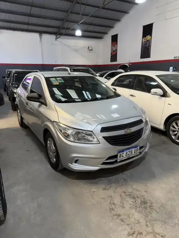 Chevrolet Onix 1.4 Joy Ls 98Cv 2018 - foto 3