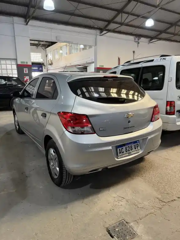 Chevrolet Onix 1.4 Joy Ls 98Cv 2018 - foto 4
