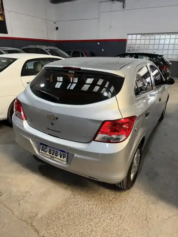 Chevrolet Onix 1.4 Joy Ls 98Cv 2018 - foto 5