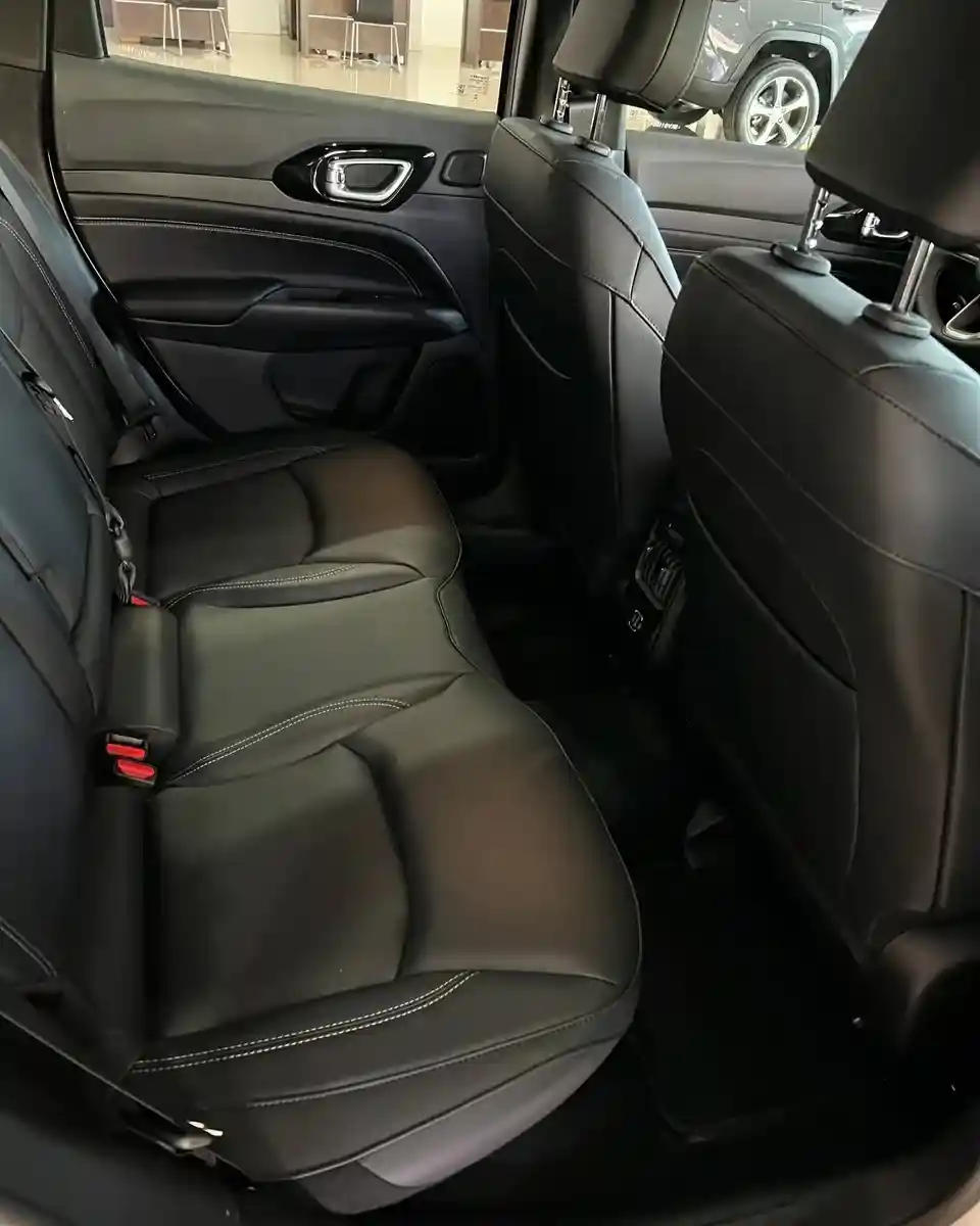 Jeep Compass 1.3 T270 Serie-S 4X2 At6 2026 - foto 3