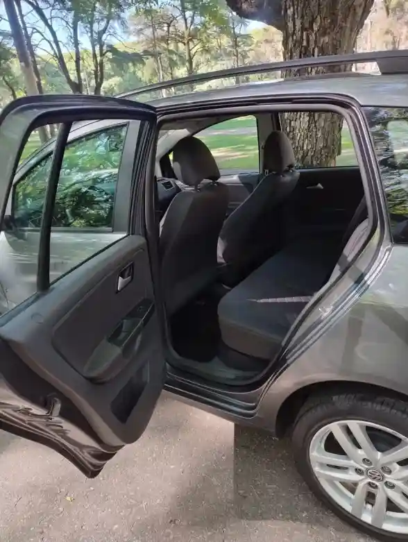 Volkswagen Suran 1.6 Highline Msi 110Cv 2017 - foto 5
