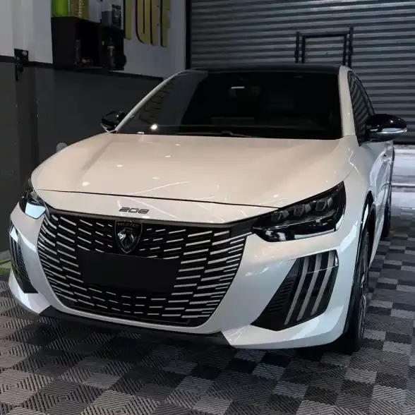 Peugeot 208 1.0 T200 Gt Cvt 2025 - foto 1