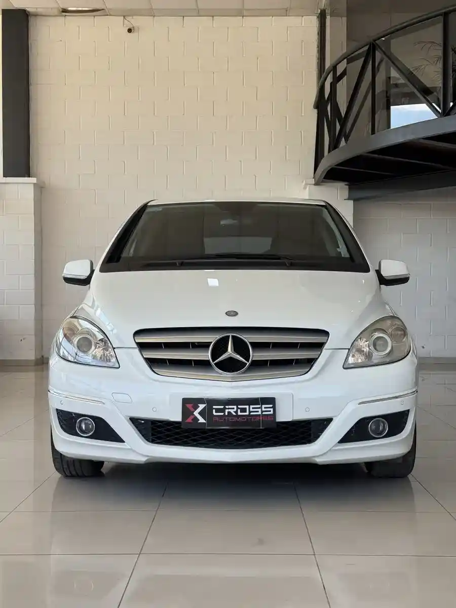 Mercedes-Benz B 180 1.7 B180 At 2010 - foto 2