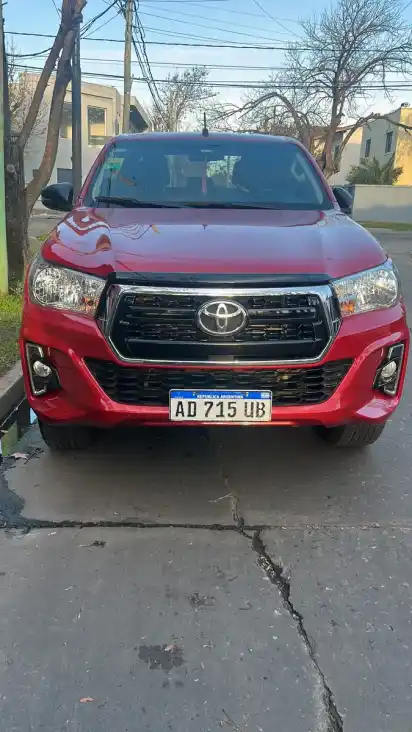 Toyota Hilux 2.8 Cd Sr 177Cv 4X4 2019 - foto 3