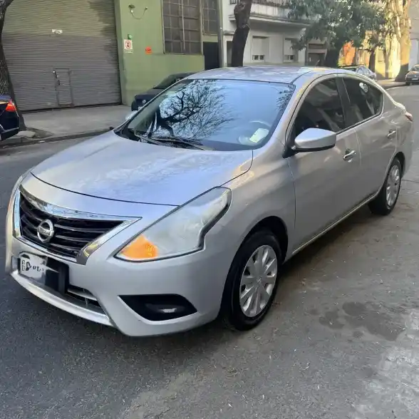Nissan Versa 1.6 Sense Mt 2016 - foto 1
