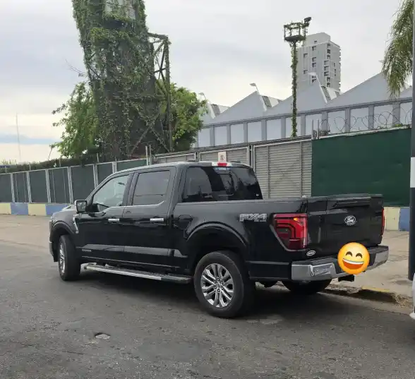 Ford F-150 3.5L V6 Ecoboost Lariat Luxury 4X4 Hibrida At 2026 - foto 3