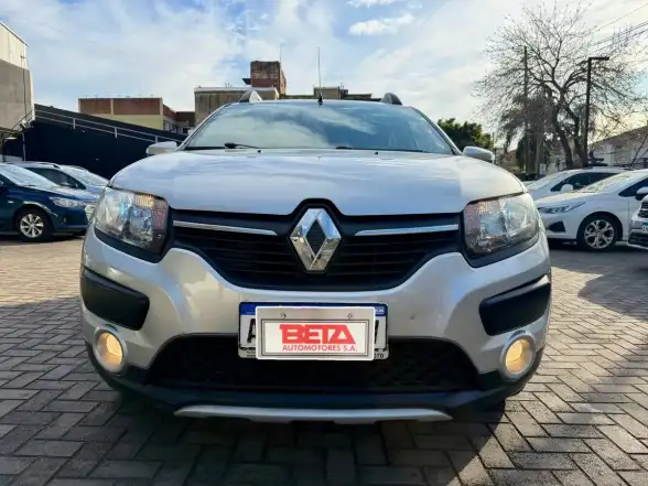 Renault Sandero Stepway 1.6 Privilege 105Cv 2019 - foto 2