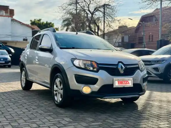Renault Sandero Stepway 1.6 Privilege 105Cv 2019 - foto 3
