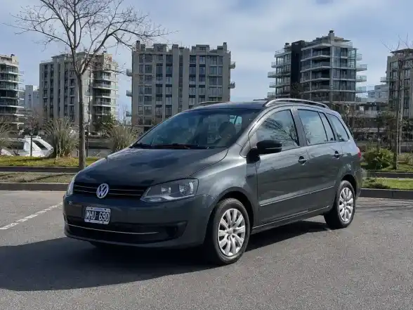 Volkswagen Suran 1.6 Comfortline 101Cv 11A 2011 - foto 2