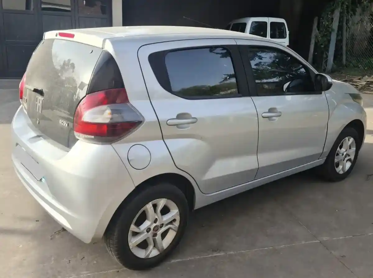 Fiat Mobi 1.0 Easy Pack Top 2017 - foto 5