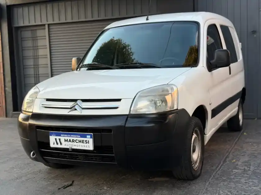 Citroën Berlingo Furgon 1.6 Hdi 92 Bussines 2017 - foto 1
