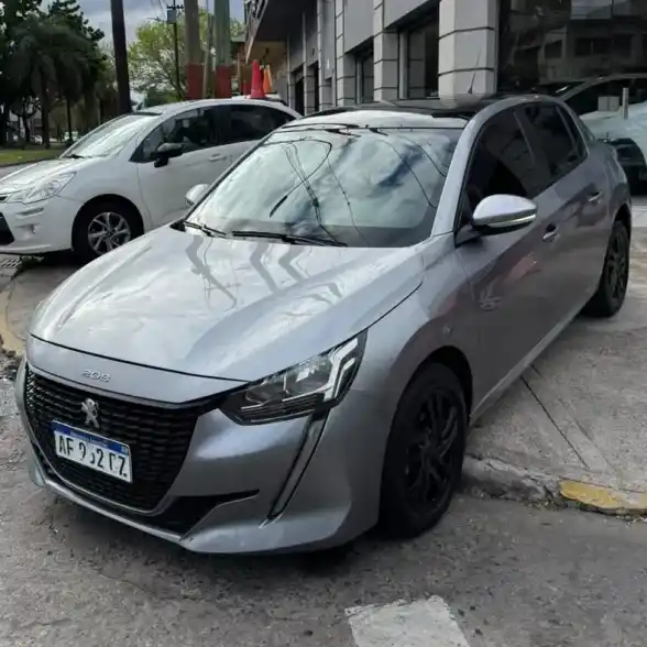 Peugeot 208 1.6 Active Pack 2023 - foto 1