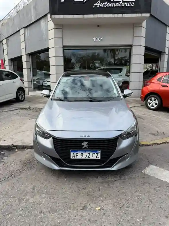 Peugeot 208 1.6 Active Pack 2023 - foto 2